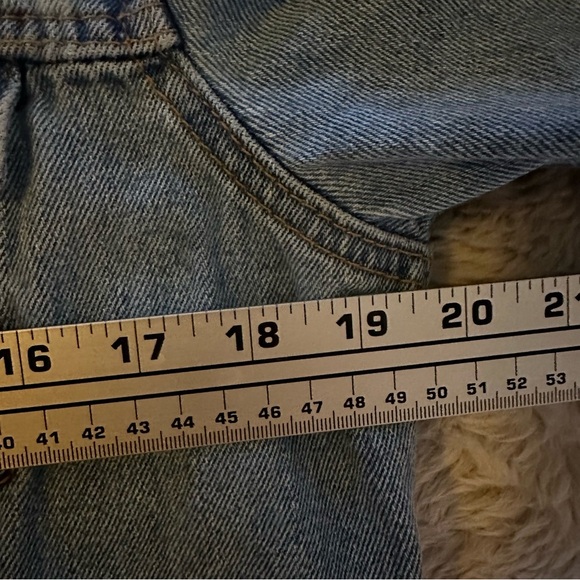 Levi’s trucker jacket - Picture 8 of 10